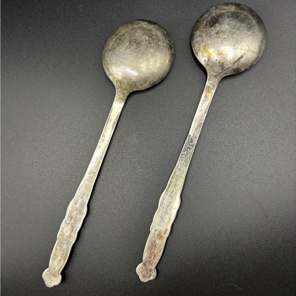 (2) Antique WNK (Worthy Noble & Kent) silver plated spoons 8” - Picture 6 of 7